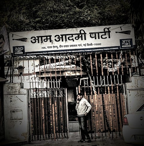 Take a call on requirement of imposing night curfew without losing further time: Delhi High Court tells AAP government