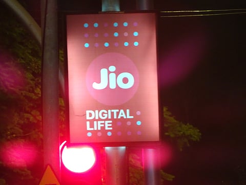 AZB, SAM, Covington, Gunderson act on JioMusic-Saavn merger