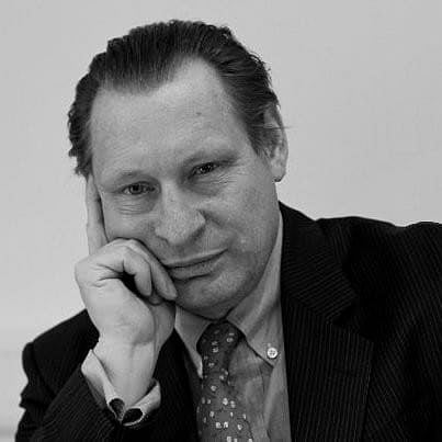 Kochhar appoints British lawyer, Robert Sliwinski as Senior Partner in Dubai