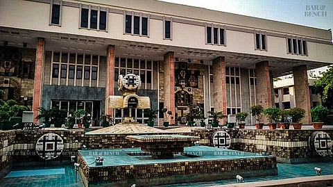 Delhi HC issues notice to Centre, Delhi govt in Plea seeking entry of non-parsis in Delhi Parsi Anjuman