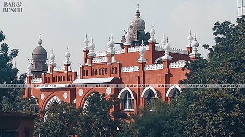 It's like saying "we are Zamindars of India, we can lease out the Himalayas!": Madras High Court slams State for leasing out "prime water bodies"