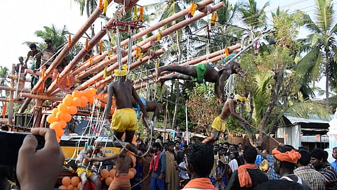 No God expects anybody to torture self for atonement, Madras HC on Parakkum Kavadi