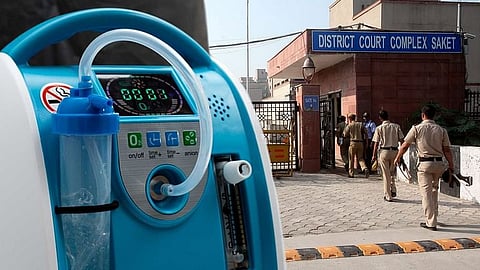 Oxygen Concentrator, Saket Court