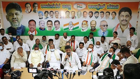 [ಮೇಕೆದಾಟು ಪಾದಯಾತ್ರೆ] ಕೋವಿಡ್‌ ಕಾರ್ಯಸೂಚಿ ಕಟ್ಟುನಿಟ್ಟಿನ ಜಾರಿಗೆ ಹೈಕೋರ್ಟ್‌ ನಿರ್ದೇಶನ; ಮನವಿಗಳ ವಿಲೇವಾರಿ