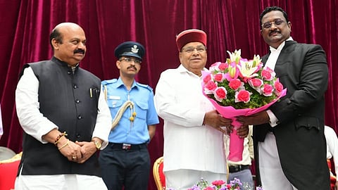 ಕರ್ನಾಟಕ ಹೈಕೋರ್ಟ್‌ ಮುಖ್ಯ ನ್ಯಾಯಮೂರ್ತಿಯಾಗಿ ಪ್ರಮಾಣ ವಚನ ಸ್ವೀಕರಿಸಿದ ನ್ಯಾ. ಪಿ ಬಿ ವರಾಳೆ