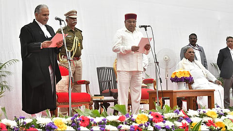 ಕರ್ನಾಟಕ ಹೈಕೋರ್ಟ್‌ ಮುಖ್ಯ ನ್ಯಾಯಮೂರ್ತಿಯಾಗಿ ನ್ಯಾ. ಪಿ ಎಸ್‌ ದಿನೇಶ್‌ ಕುಮಾರ್‌ ಅವರಿಂದ ಪ್ರಮಾಣ ವಚನ ಸ್ವೀಕಾರ
