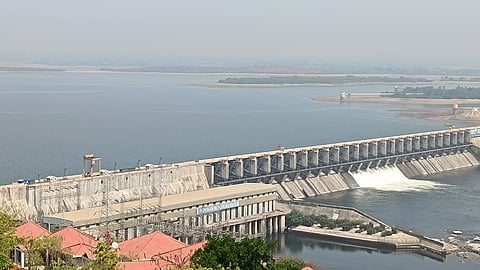 ರೈತರ ಕೋರಿಕೆ ಮನ್ನಿಸಿದ ಹೈಕೋರ್ಟ್‌: ನಾರಾಯಣಪುರ ಜಲಾಶಯದಿಂದ 0.80 ಟಿಎಂಸಿ ನೀರು ಬಿಡುಗಡೆಗೆ ಆದೇಶ