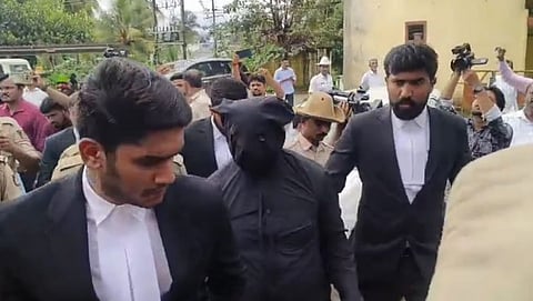 ಧರ್ಮಸ್ಥಳ ಪ್ರಕರಣ: ಸಾಕ್ಷಿ ದೂರುದಾರ ಚಿನ್ನಯ್ಯನ ಎಸ್‌ಐಟಿ ಕಸ್ಟಡಿ 3 ದಿನ ವಿಸ್ತರಿಸಿದ ಬೆಳ್ತಂಗಡಿ ನ್ಯಾಯಾಲಯ