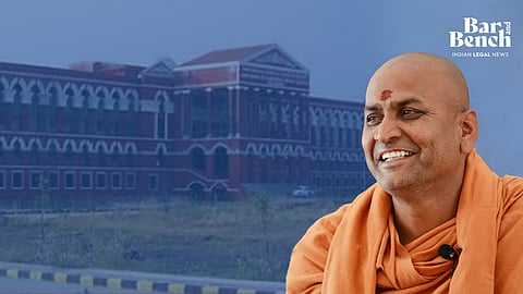 Kadsiddheshwar Swamiji & Kalburgi bench