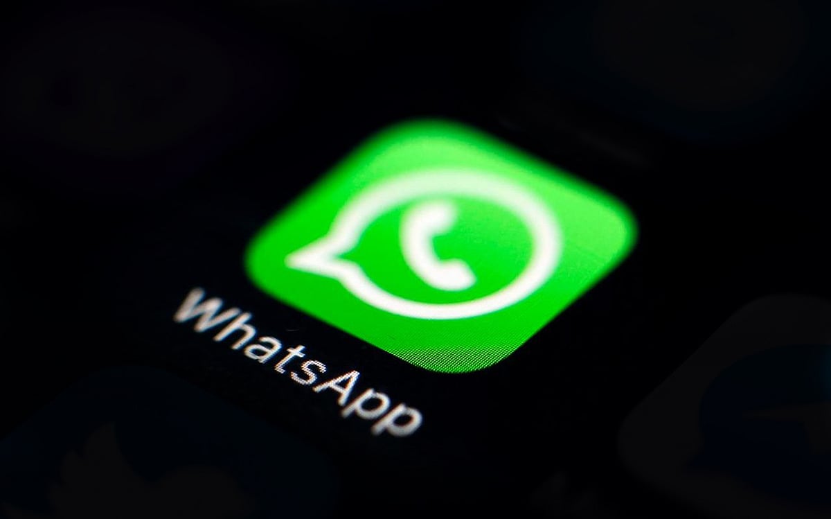 Gujarat HC: No Privacy Breach in Sharing Exam Paper Photos on WhatsApp
