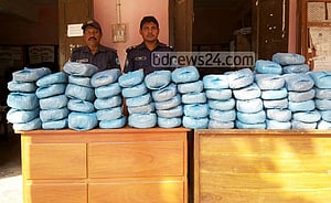 মাদকসহ ফেনীতে ৩ জন গ্রেপ্তার
