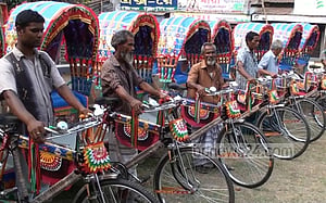 মে দিবসে জাতীয় পার্টির রিকশা দান