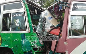 বরিশালে মাইক্রোর ধাক্কায় কিশোর নিহত