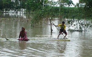 বন্যা পরিস্থিতির অবনতি