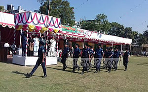 তারাকান্দায় চাঁদা তুলে বিজয় দিবসের অনুষ্ঠান