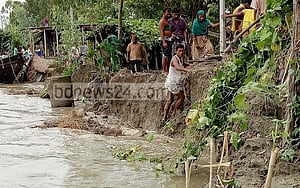 চৌহালী রক্ষা বাঁধে আবারও ধস