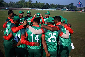 সৌম্য-শান্তর ব্যাটে ভারতকে উড়িয়ে দিল ইমার্জিং দল
