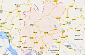 লালপুরে ট্রাকচাপায় ২ স্কুলছাত্র নিহত