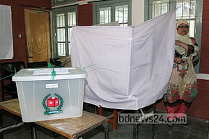 ভোট চলছে ১০ পৌরসভায়