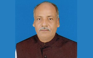 কটিয়াদী পৌরসভায় নৌকার জয়
