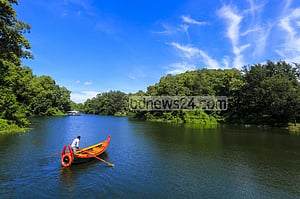 ছবিতে ফয়’স লেক