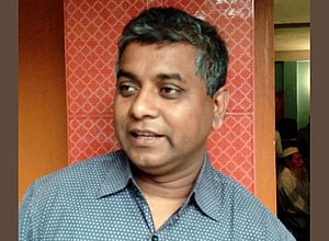 শপথ শেষে কাউন্সিলর গ্রেপ্তার
