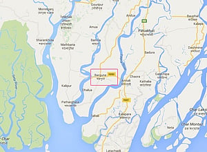বঙ্গোপসাগরে ট্রলার ডাকাতি, ৪ জেলেকে ‘অপহরণ’