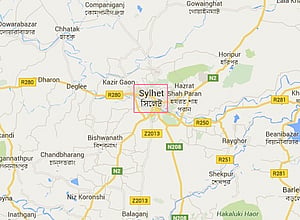 কেনাকাটার সময় হঠাৎ বমি, দুই কিশোরীর মৃত্যু