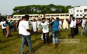 লক্ষ্মীপুরে ভোটের আগে কেন্দ্র দখলের চেষ্টা, আহত ৩
