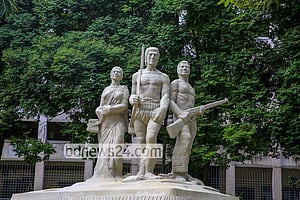 ঢাবির আলোকচিত্রে ইতিহাসের ঘটনাপ্রবাহ