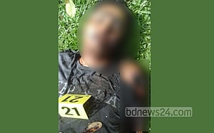 বগুড়া থেকে ঢাকার পথে দুই ‘হামলাকারীর’ স্বজন