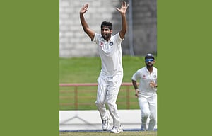 টেস্টে ফিরেই ভুবনেশ্বরের ৫ উইকেট
