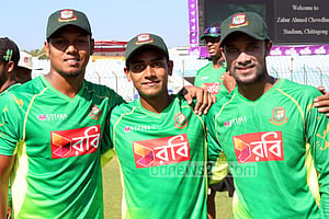 দেশের মাটিতে ‘প্রথমবার’ একসঙ্গে ৩ অভিষিক্ত