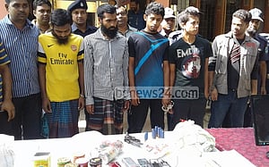বাগেরহাটে ৪ ‘জেএমবি’ অস্ত্রসহ গ্রেপ্তার