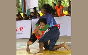 কুস্তির ৬০ কেজি ওজন শ্রেণিতে যুথির সোনা জয়