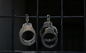 ফেইসবুক লাইভে নির্যাতনের ভিডিও, আটক চার