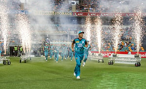 অস্ট্রেলিয়ার ওয়ানডে দলে লিন, স্ট্যানলেক