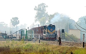 বিরল স্থলবন্দর দিয়ে আমদানি-রপ্তানি শুরু
