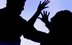 বাড়ি ফিরতে ‘ভীত’ লাইভে ‘ধর্ষিত’ কিশোরী