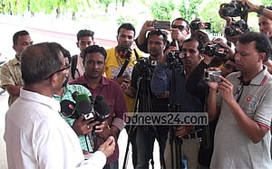সুনামগঞ্জের হাওর পরিদর্শনে দুদক দল