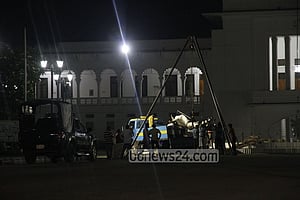 সরানো হল সুপ্রিম কোর্টের ভাস্কর্যটি
