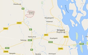 রায়গঞ্জে খাস পুকুর দখলকে কেন্দ্র করে সংঘর্ষ, আহত ১০