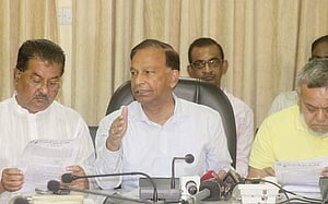 ম্যাচ পাতিয়ে শাস্তি পেল ২ দল