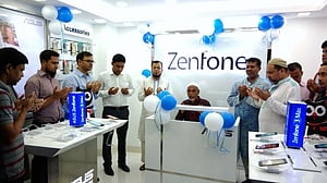 ঢাকা ও চট্টগ্রামে আসুস ব্র্যান্ডশপ
