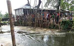 পানির চাপে সুন্দরগঞ্জে সড়ক ধসে ৯ গ্রাম প্লাবিত