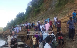পাথর তুলতে গিয়ে ভূমি ধস: তদন্তে ২টি কমিটি