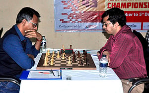 জাতীয় দাবায় জমে উঠেছে রাজীব-রাকিবের লড়াই