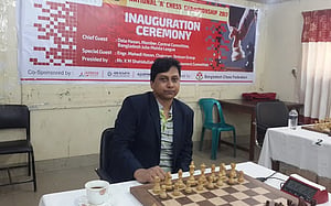 রাকিবকে হারিয়ে মুকুট ধরে রাখলেন রাজীব