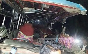 সিলেটে বাস-ট্রাক সংঘর্ষে নিহত ৩