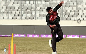 সাকিবের বদলে টেস্ট দলে সানজামুল ও তানবীর